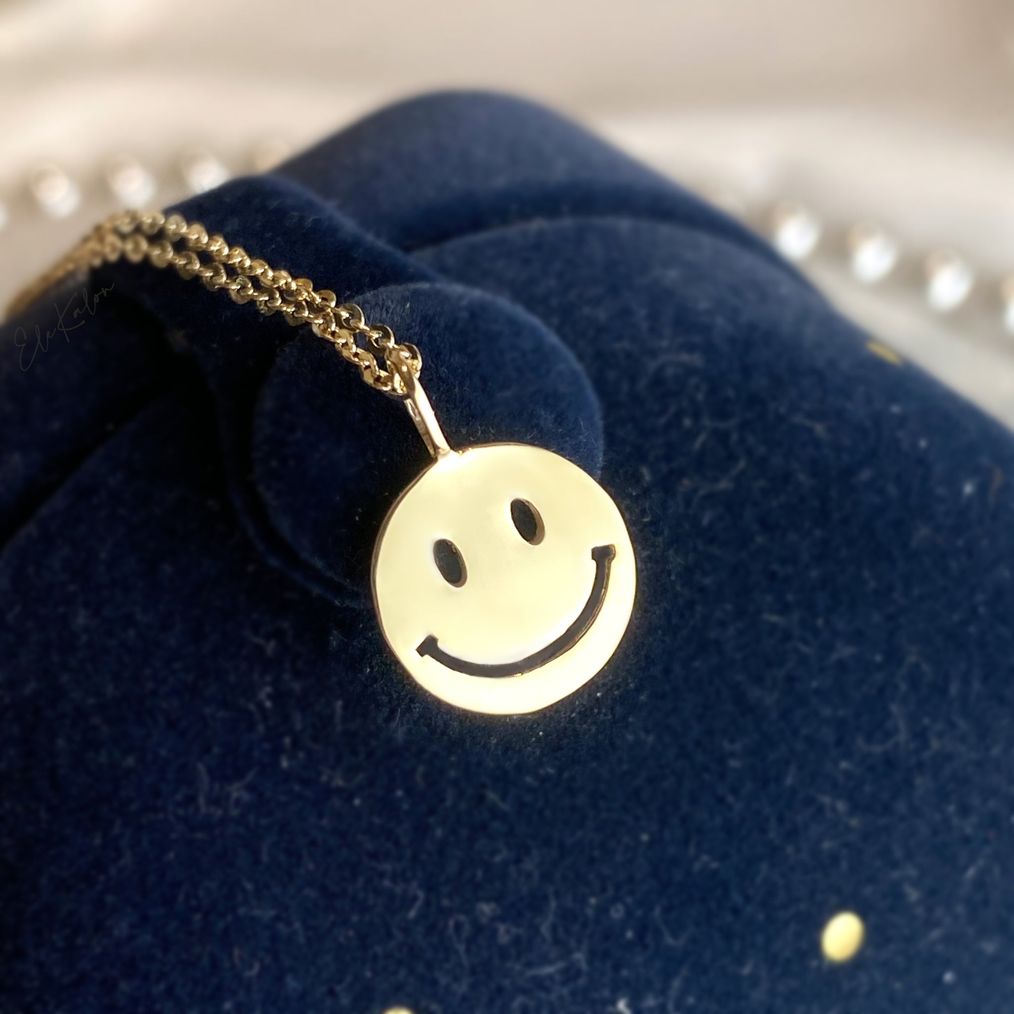 Emoji hot love pendant 14k solid gold perfect gift